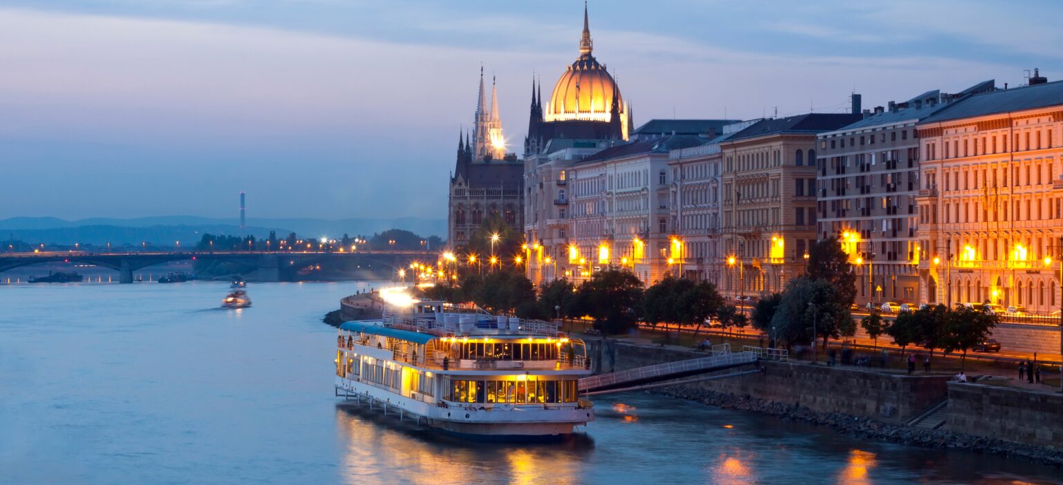 VIENNA - BUDAPEST (3½ HRS) 