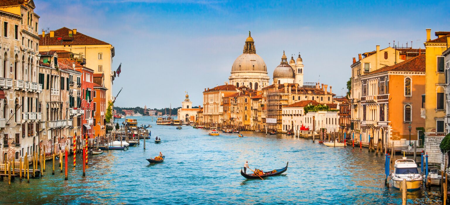 FLORENCE - VENICE (2 ½ HRS)