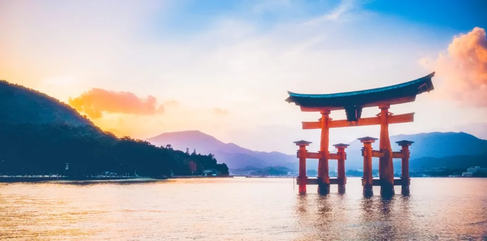 MIYAJIMA ISLAND & AKASHI KAIKҮO BRIDGE - ARRIVE OSAKA