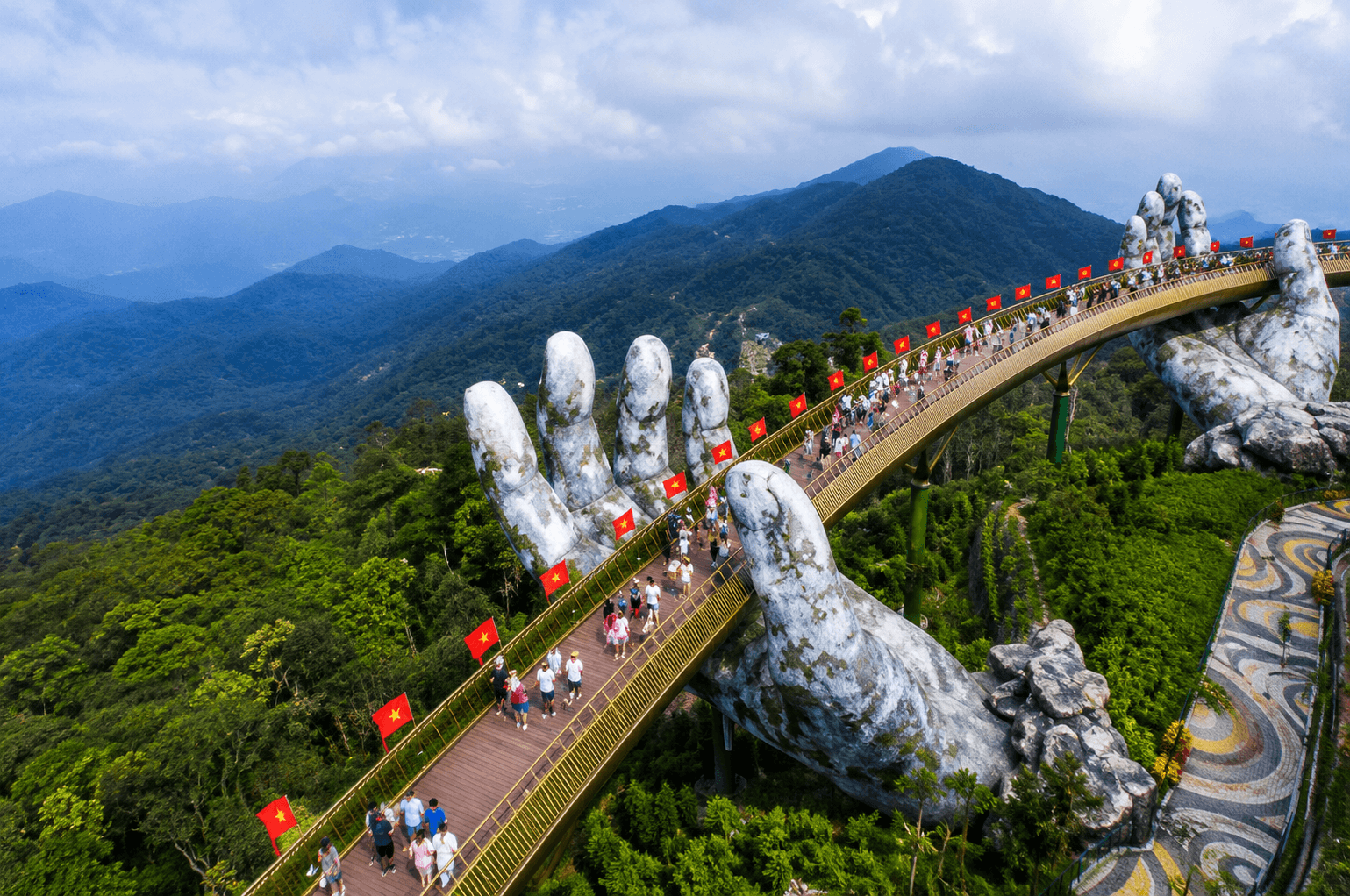 DA NANG – BA NA HILLS EXCURSION (SIC TOUR) (B)