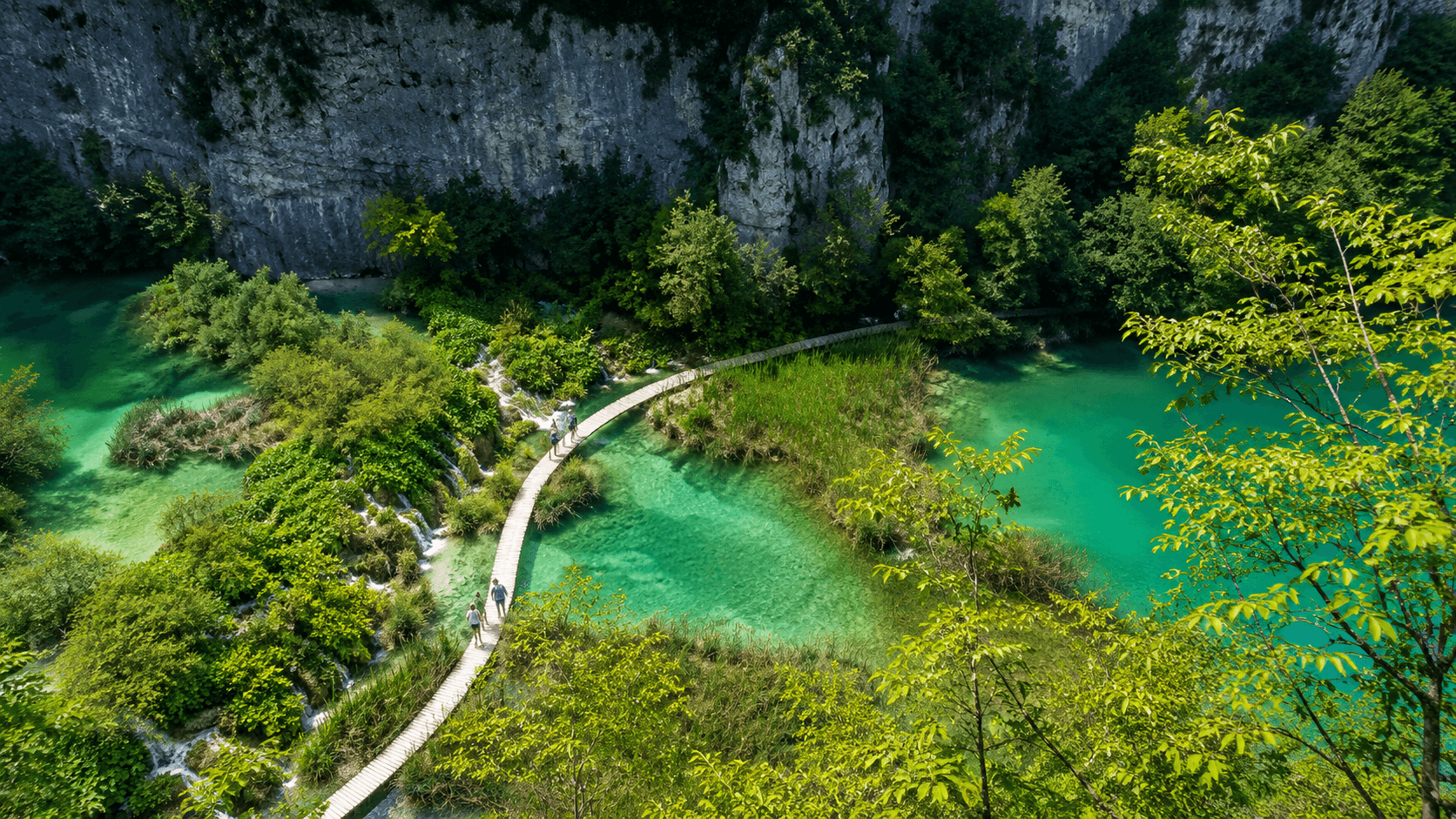 Plitvice Lakes & Rastoke Tour