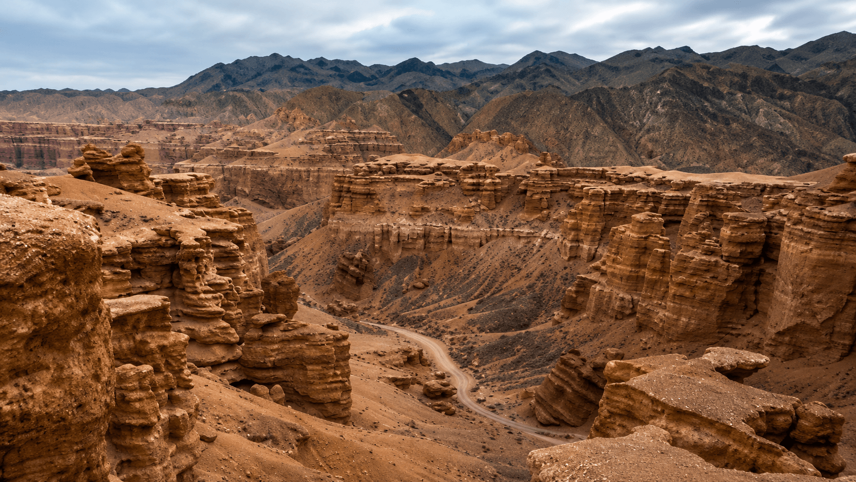 Charyn Canyon & Kolsay Lake Tour